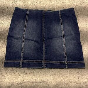 Women’s Rewind Denim skirt size 13